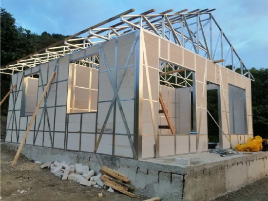 82 m² Tek Katlı GazÇelik Ev